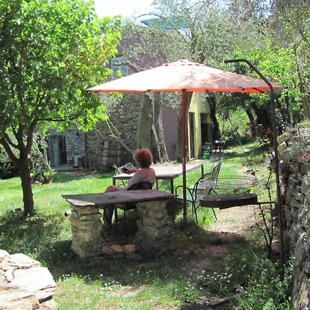 Romantisches Casa Limone Сasa de vacaciones Dolcedo